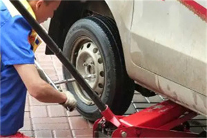 盐城附近拖车24小时服务热线电话